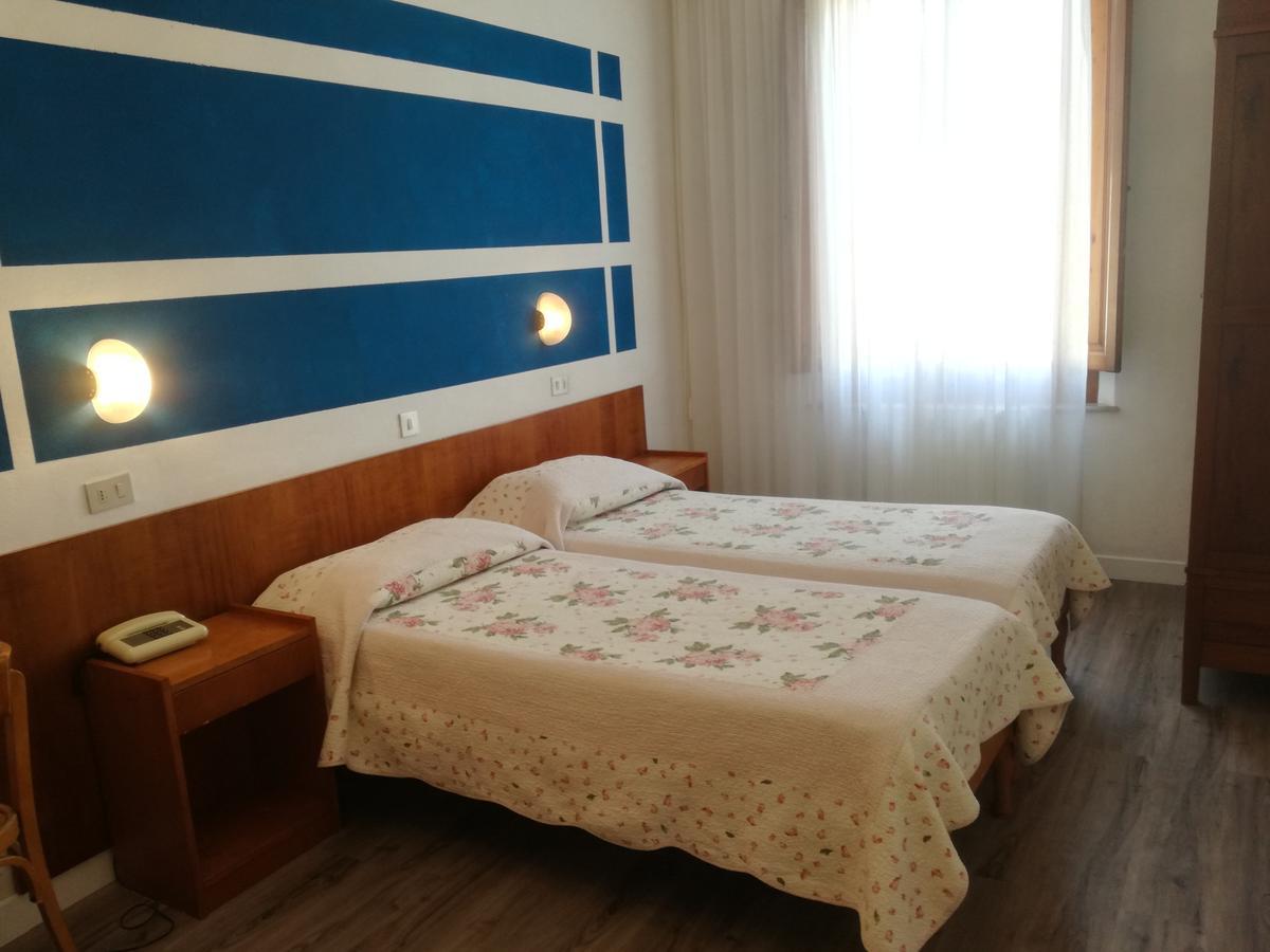 Hotel Prati Монтекатіні-Терме Екстер'єр фото